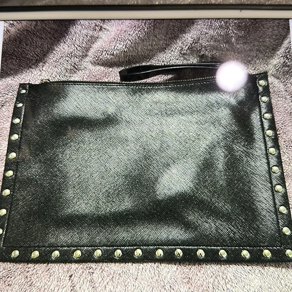 WHBM Oversized Clutch - Picture 9 of 9